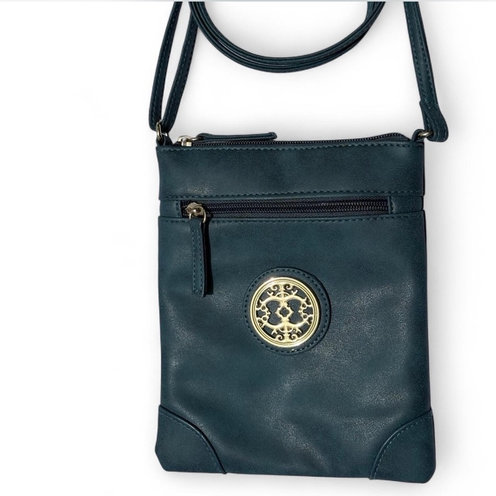 Mimi X Jules Medallion Crossbody Vegan Leather Bag Green